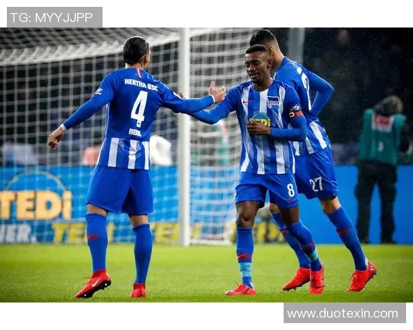 柏林赫塔队德甲惊世逆袭首次问鼎德甲联赛冠军